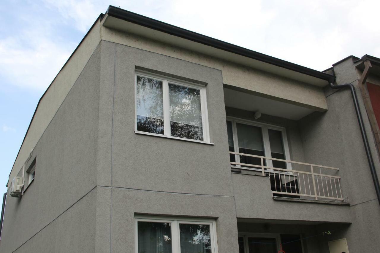 Apartman Kej 皮罗特 外观 照片