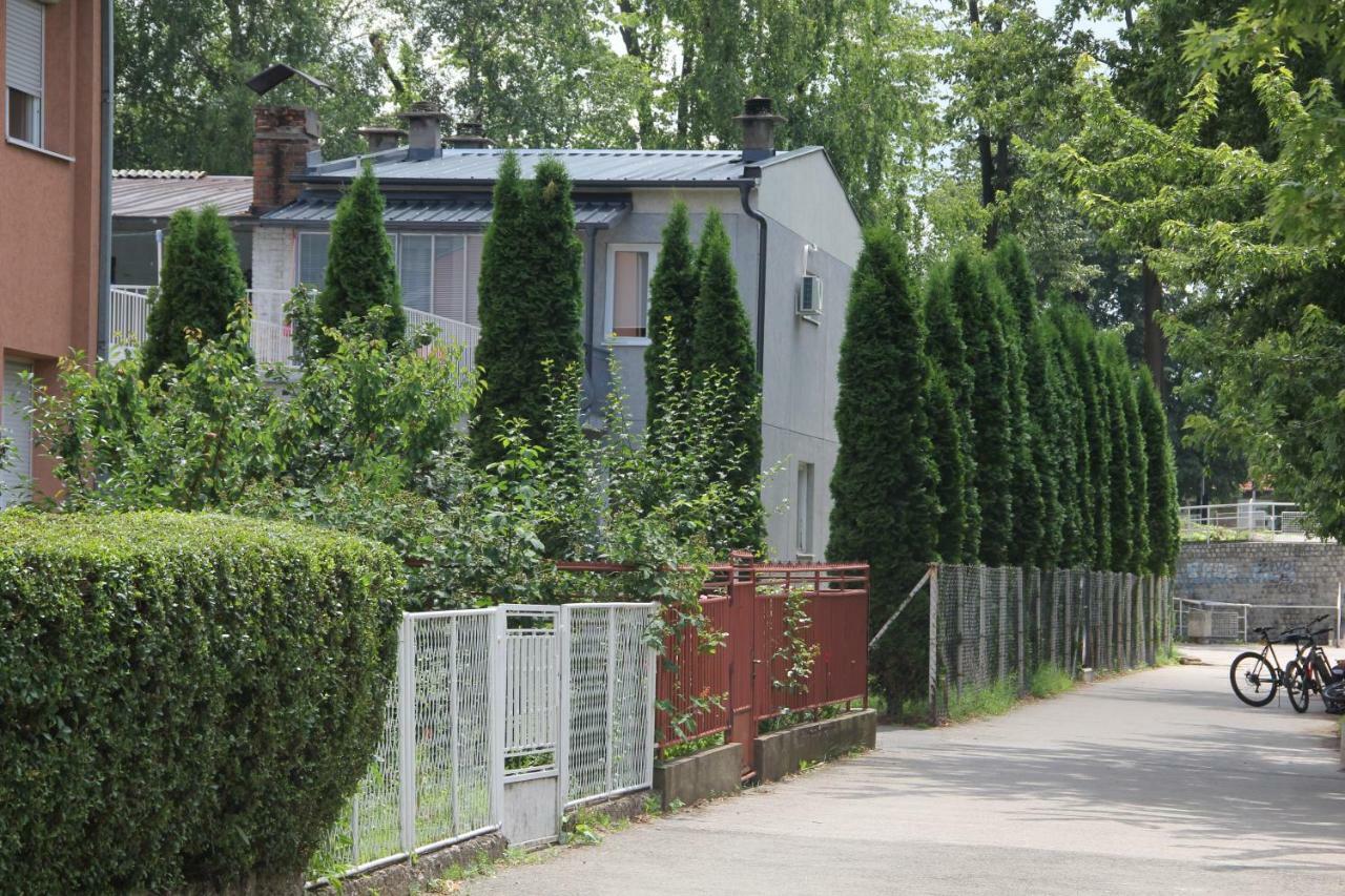 Apartman Kej 皮罗特 外观 照片